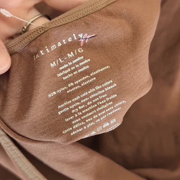 NWOT Free People Low Back Seamless Top - Picture 8 of 9